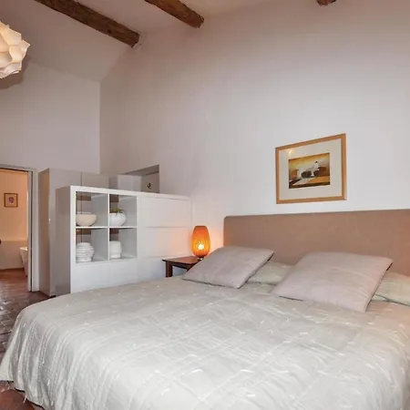 Bastide Au Jardin Secret * Thezan-des-Corbieres