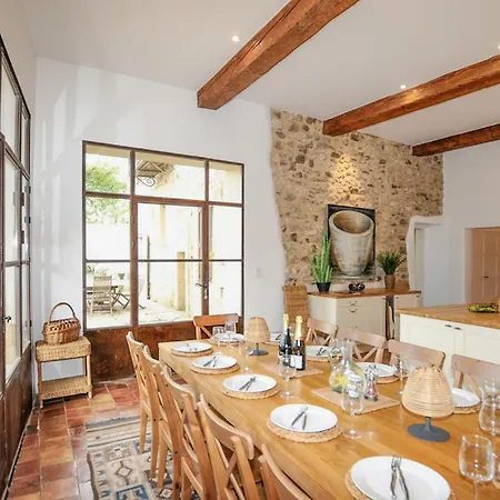 Bastide Au Jardin Secret * Thezan-des-Corbieres