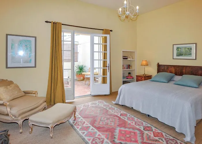 Σπίτι διακοπών Amazing In Thezan-des-Corbieres